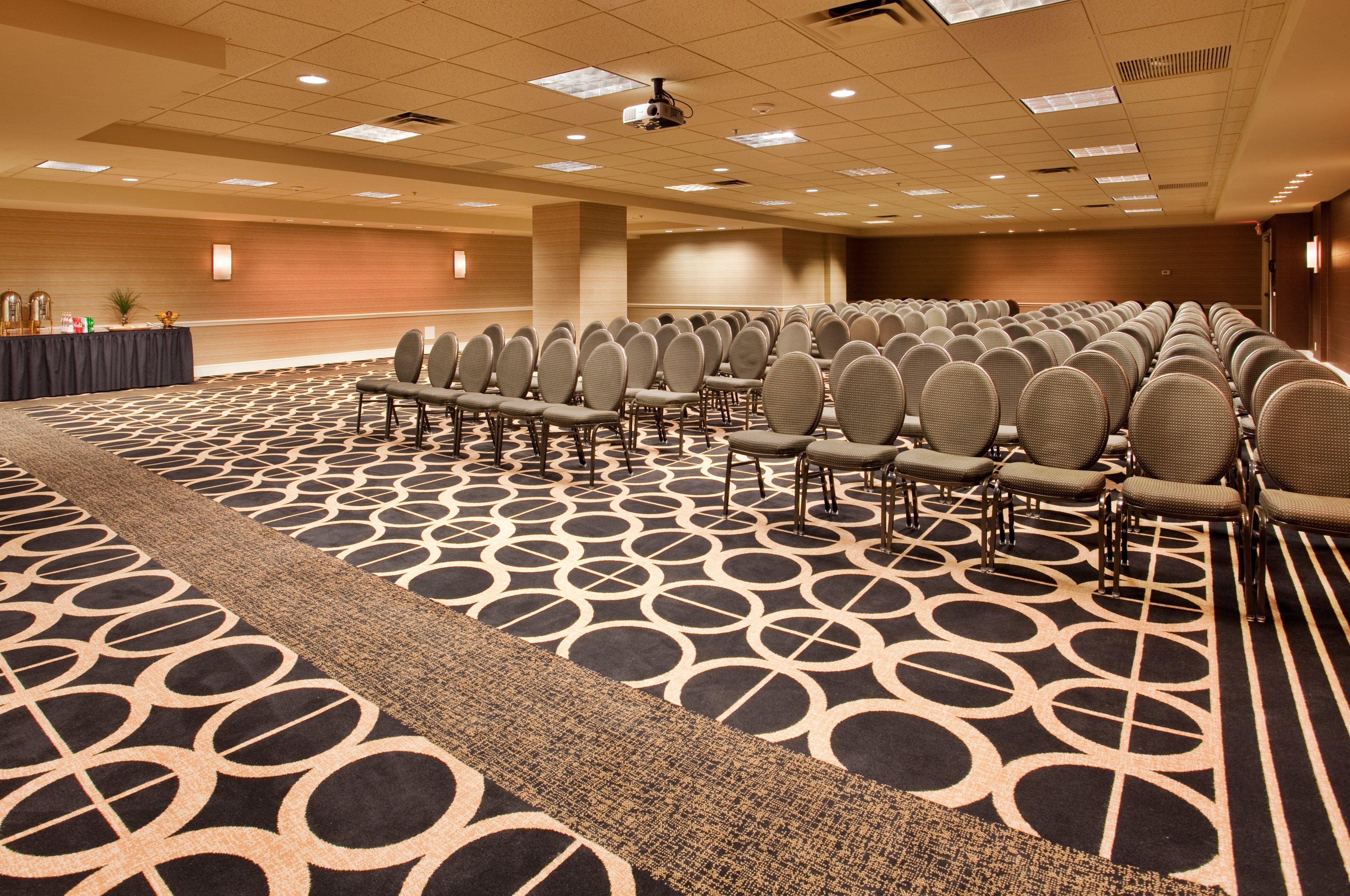 Hotel Crowne Plaza Kansas Downtown By Ihg 4*