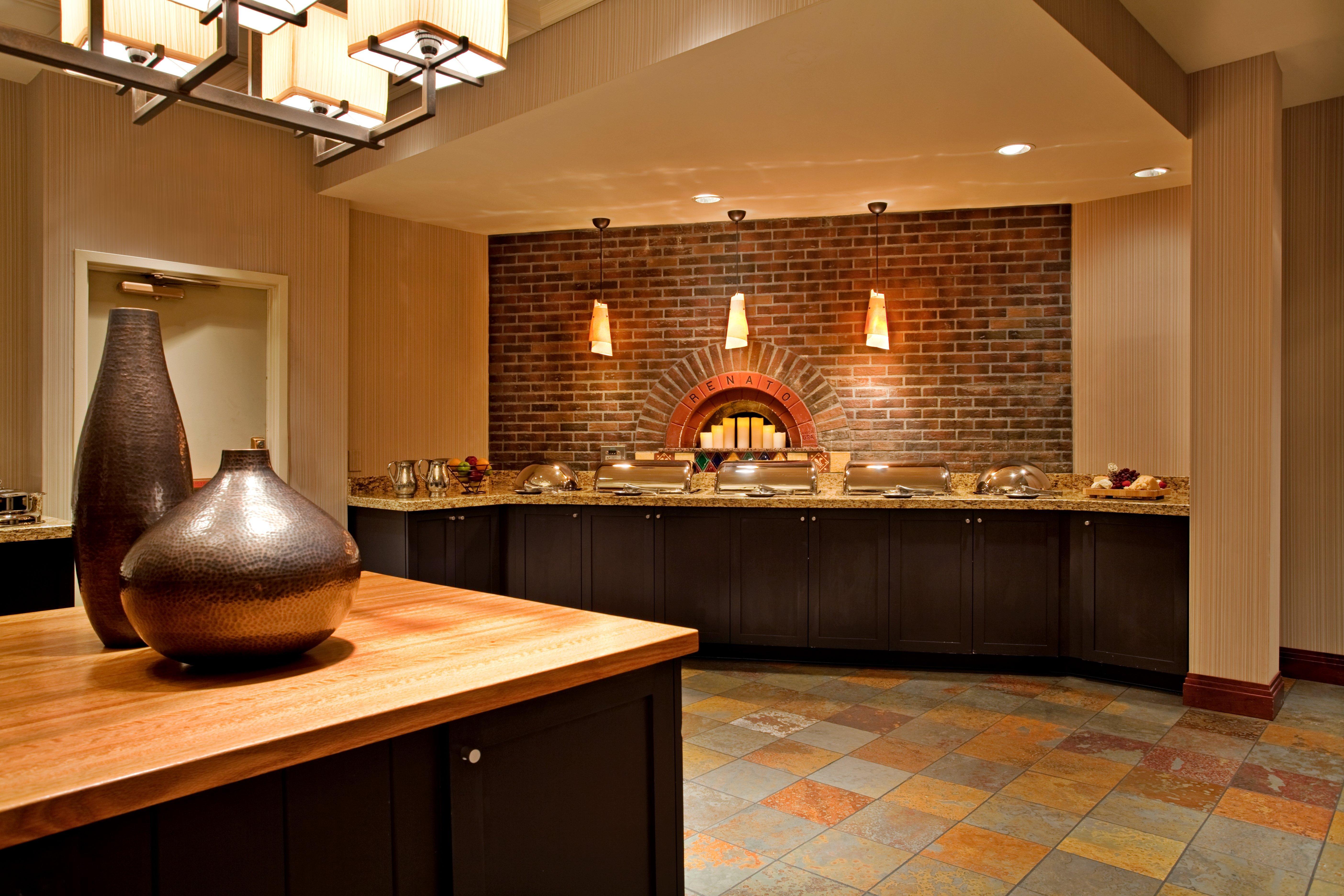 Crowne Plaza Kansas Downtown By Ihg Hotel 4*