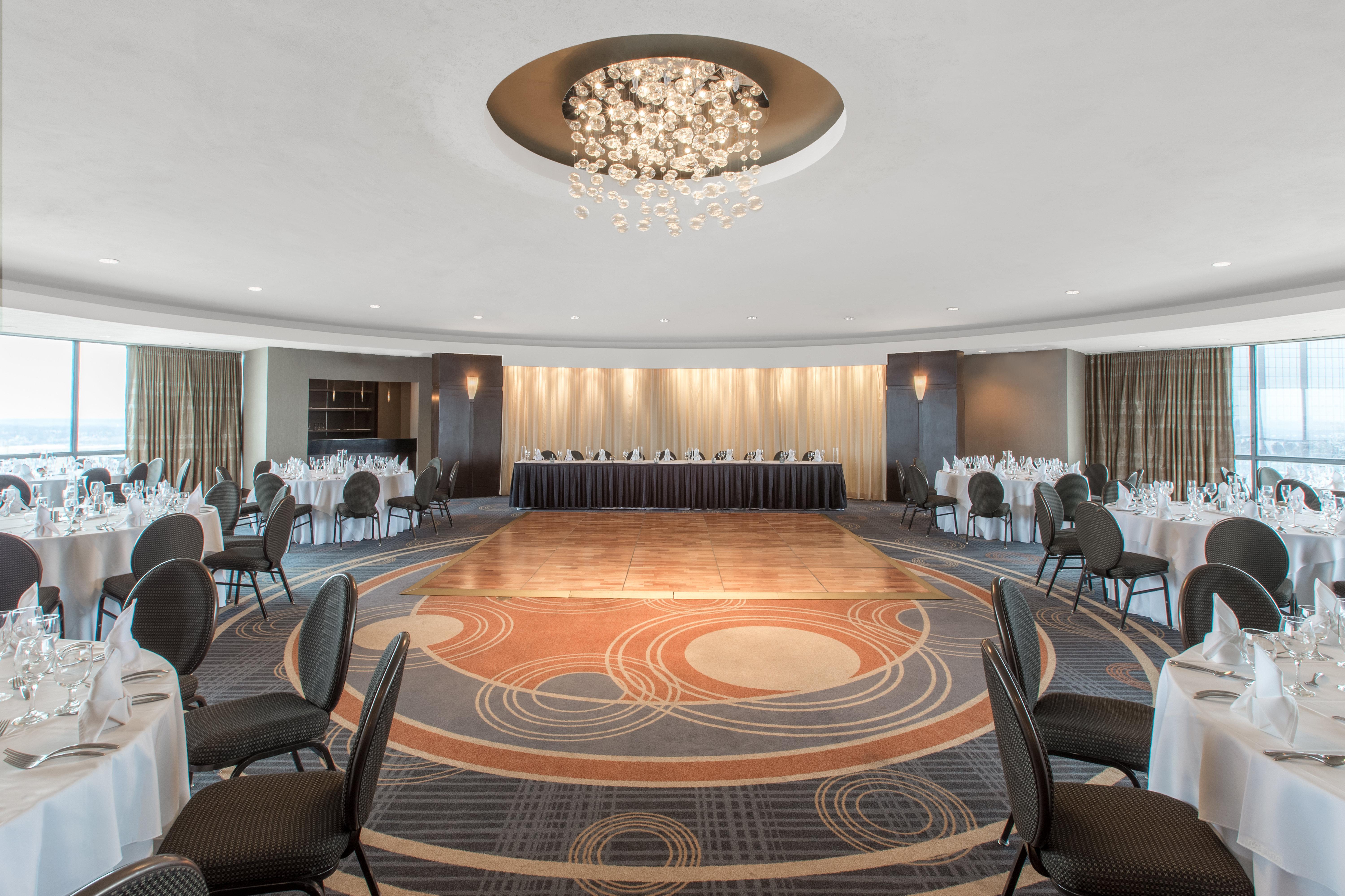 Crowne Plaza Kansas Downtown By Ihg Hotel